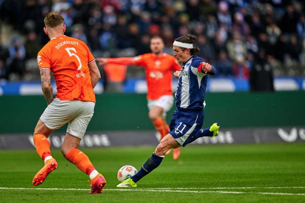 Fabian Reese Hertha BSC, 11 , Matej Maglica SV Darmstadt 98, 05 , GER, Hertha BSC vs ,SV Darmstadt 98, 2 Bundesliga, Season 2025 2026, 20 Matchday, 01 02 2026 DFL REGULATIONS PROHIBIT ANY USE OF PHOTOGRAPHS AS IMAGE SEQUENCES AND OR QUASI VIDEO GER, Hertha BSC vs ,SV Darmstadt 98, 2 Bundesliga, Season 2025 2026, 20 Matchday, 01 02 2026 Berlin Copyright: xClaudiusxRauch,xEibner-Pressefotox xClaudiusxRauchx EP_CRH