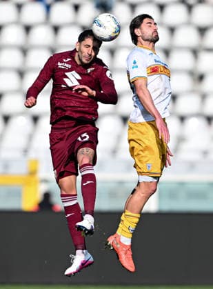 Cm Torino 01 02 2026 - campionato di calcio Serie A Torino-Lecce foto Cristiano Mazzi Image nella foto: Guillermo Maripan-Santiago Pierotti 