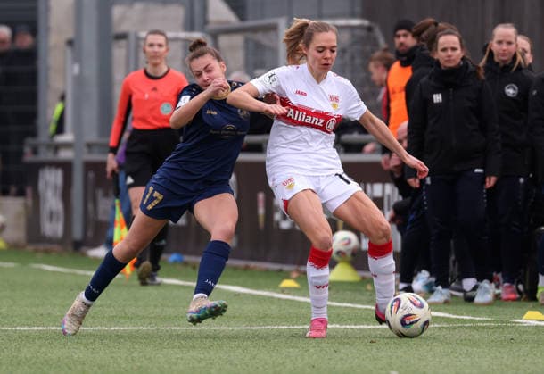 01 02 2026, Germany, Stuttgart, Soccer 2 Womens Bundesliga, Matchday 15, VfB Stuttgart vs SG 99 Andernach, f l Leonie Wäschenbach SG , Janina Hechler VfB