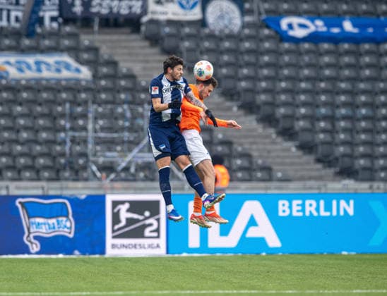 Soccer, Men, Season 2025 2026, 2 Bundesliga 20 Matchday , Hertha BSC SV Darmstadt 98, v l Dawid Kownacki Hertha BSC , Sergio Lopez Darmstadt , 01 02 2026, Copyright: xSebastianxRäppold MatthiasxKochx