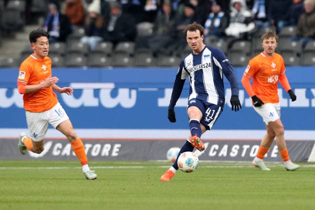 01 02 2026, xtgx, Soccer 2 Bundesliga, Hertha BSC Berlin SV Darmstadt 98 v l Pascal Klemens Hertha BSC Berlin DFL DFB REGULATIONS PROHIBIT ANY USE OF PHOTOGRAPHS as IMAGE SEQUENCES and or QUASI VIDEO Berlin