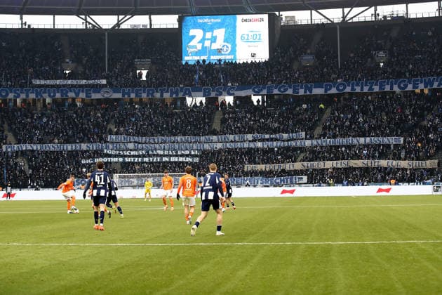 01 02 2026, xtgx, Soccer 2 Bundesliga, Hertha BSC Berlin SV Darmstadt 98 v l Fans Spectators Hertha BSC Shirts Scarves Flags Emotions Ultras Harlekinz Banners DFL DFB REGULATIONS PROHIBIT ANY USE OF PHOTOGRAPHS as IMAGE SEQUENCES and or QUASI VIDEO Berlin