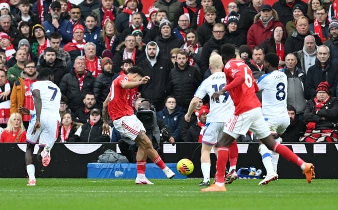 Morgan Gibbs-White of Nottingham Forest scores the team s first goal Nottingham Forest v Crystal Palace, Premier League, Football, City Ground, Nottingham, UK - 01 Feb 2026Nottingham City Ground United Kingdom EDITORIAL USE ONLY No use with unauthorised audio, video, data, fixture lists, club league logos or live services. Online in-match use limited to 120 images, no video emulation. No use in betting, games or single club league player publications. Copyright: xAnnaxGowthorpe Shutterstockx 16496863w