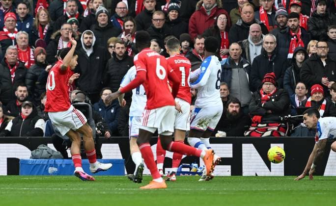 Morgan Gibbs-White of Nottingham Forest scores the team s first goal Nottingham Forest v Crystal Palace, Premier League, Football, City Ground, Nottingham, UK - 01 Feb 2026Nottingham City Ground United Kingdom EDITORIAL USE ONLY No use with unauthorised audio, video, data, fixture lists, club league logos or live services. Online in-match use limited to 120 images, no video emulation. No use in betting, games or single club league player publications. Copyright: xAnnaxGowthorpe Shutterstockx 16496863x