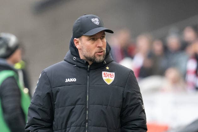 Sebastian Hoeness VfB Stuttgart, Head Coach, Coach GER, VfB Stuttgart vs SC Freiburg, Football, Men, 1 Bundesliga, Matchday 20, Season 2025 2026, 01 02 2026, DFL DFB REGULATIONS PROHIBIT ANY USE OF PHOTOGRAPHS AS IMAGE SEQUENCES AND OR QUASI VIDEO, GER, VfB Stuttgart vs SC Freiburg, Football, Men, 1 Bundesliga, Matchday 20, Season 2025 2026, 01 02 2026 Stuttgart Copyright: xEibner-Pressefoto WolfgangxFrankx EP_WFK