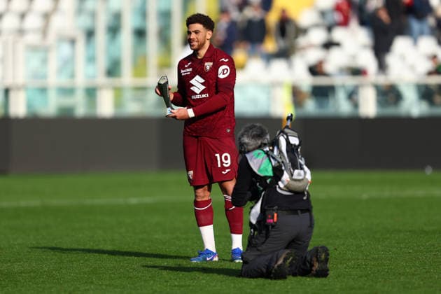 Torino Fc - US Lecce Che Adams of Torino Fc celebrates at the end of the Serie A match beetween Torino Fc and US Lecce at Stadio Olimpico on February 1, 2026 in Turin, Italy . Torino Stadio Olimpico Italy Copyright: xMarcoxCanonierox