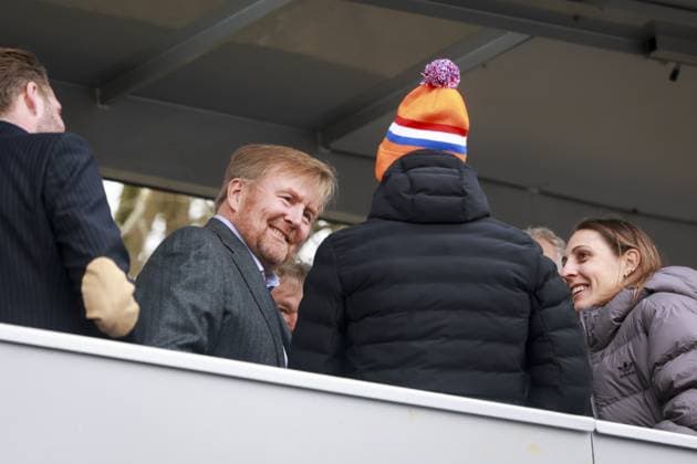 HULST - King Willem-Alexander before the Cyclocross World Championships in Hulst, Zeeland. IRIS VAN DEN BROEK ANP xVIxANPxSportx xxANPxIVx 549336705 originalFilename: 549336705.jpg