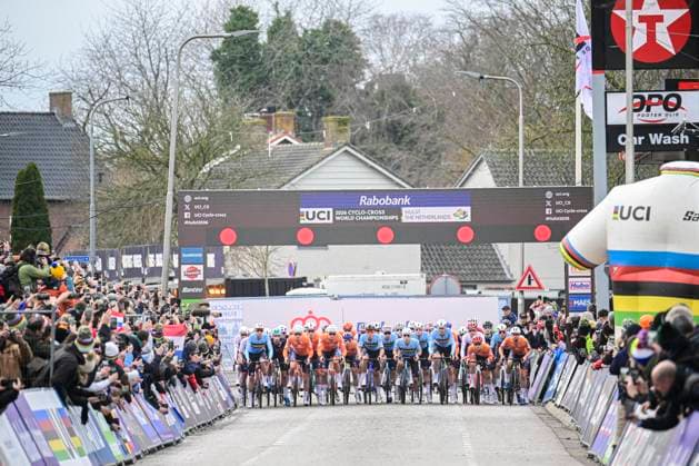 UCI World Championships 2026 Hulst HULST, THE NETHERLANDS - FEBRUARY 01 : Illustration picture of the start of the race during the 2026 UCI Cyclo-Cross World Championships for Women Under 23 on February 01, 2026 in Hulst, The Netherlands, 01 02 2026 Hulst The Netherlands  Copyright: xPeterxDexVoechtx