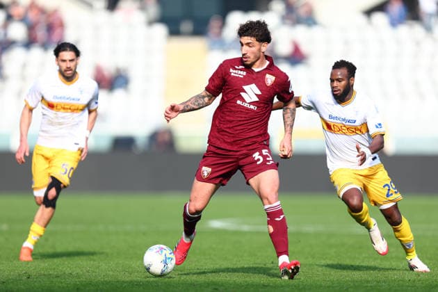 Luca Marianucci (Torino Fc) controls the ball, Serie A, Torino FC v US Lecce , Olimpico, February 1, 2026, Turin, Italy.
