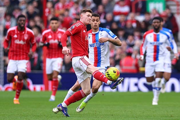 Nottingham Forest v Crystal Palace, Premier League Elliot Anderson of Nottingham Forest controls the ball during the Nottingham Forest v Crystal Palace Premier League match at the City Ground, West Bridgford, England on 1 February 2026 Credit: Ryan Crockett Every Second Media Editorial use only. All images are copyright Every Second Media Limited. No images may be reproduced without prior permission. All rights reserved. Premier League and Football League images are subject to licensing agreements with Football DataCo Limited. see https: www.football-dataco.com Copyright: xIMAGO EveryxSecondxMediax ESM-1783-0031 RyanxCrockettx xEveryxSecondxMediax