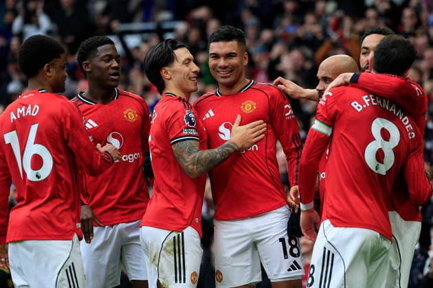 Manchester United, ManU v Fulham, Premier League Casemiro (18) of Manchester United celebrates scoring to make it 1-0 during the Premier League match between Manchester United and Fulham at Old Trafford, Manchester, UK on 1 February 2026. Manchester Old Trafford Greater Manchester UK Editorial use only DataCo restrictions apply See www.football-dataco.com , Copyright: xConorxMolloyx PSI-23668-0060