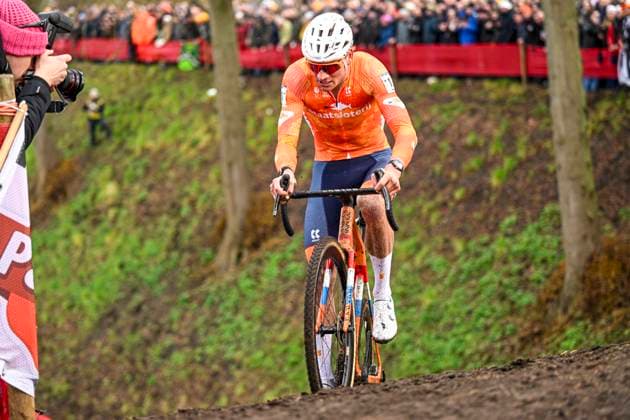 UCI World Championships 2026 Hulst HULST, THE NETHERLANDS - FEBRUARY 01 : Van Der Poel Mathieu (Ned) in action during the 2026 UCI Cyclo-Cross World Championships for Men Elite on February 01, 2026 in Hulst, The Netherlands, 01 02 2026 Hulst The Netherlands  Copyright: xNicoxVereeckenx