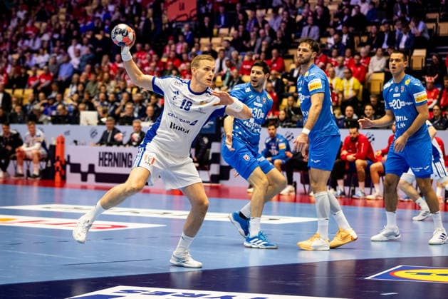 HERNING, DENMARK - FEBRUARY 1: Ellidi Vidarsson (Iceland, 18) in attack during the EHF EURO 2026 Placement match 3 4 between Iceland vs Croatia at Jyske Bank Boxen Arena on February 1, 2026 in Herning, Denmark. Midtjylland Denmark Copyright: xMarioxM.xKobergx