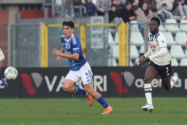 ComoÕs ComoÕs Alex Valle during the Serie A soccer match between Como and Atalanta at the Giuseppe Sinigaglia stadium in Como, north Italy - February 1, 2026 - Soccer.  Copyright: xAntonioxSaiai LaPressex
