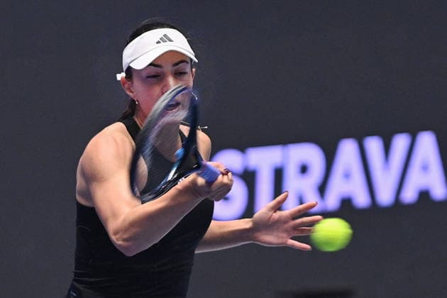 Elina Avanesyan of Armenia returns a ball to Moyuka Uchijima of Japan during the WTA, Tennis Damen women s tennis tournament Ostrava Open match on February 1, 2026, in Ostrava, Czech Republic. (CTKxPhoto JaroslavxOzana) CTKPhotoP2026020104199  CTKPhotoP2026020104199