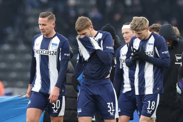 01 02 2026, xtgx, Soccer 2 Bundesliga, Hertha BSC Berlin SV Darmstadt 98 v l Paul Seguin Hertha BSC Berlin Marton Dardai Hertha BSC Berlin Fabian Reese Hertha BSC Berlin Luca Schuler Hertha BSC Berlin Disappointed, sad, frustrated DFL DFB REGULATIONS PROHIBIT ANY USE OF PHOTOGRAPHS AS IMAGE SEQUENCES AND OR QUASI VIDEO Berlin