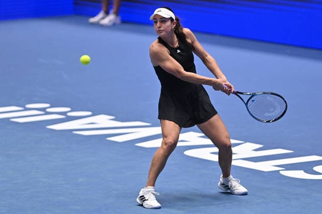 Elina Avanesyan of Armenia returns a ball to Moyuka Uchijima of Japan during the WTA, Tennis Damen women s tennis tournament Ostrava Open match on February 1, 2026, in Ostrava, Czech Republic. (CTKxPhoto JaroslavxOzana) CTKPhotoP2026020104219  CTKPhotoP2026020104219