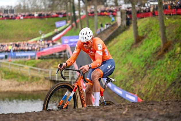 UCI World Championships 2026 Hulst HULST, THE NETHERLANDS - FEBRUARY 01 : Van Der Poel Mathieu (Ned) in action during the 2026 UCI Cyclo-Cross World Championships for Men Elite on February 01, 2026 in Hulst, The Netherlands, 01 02 2026 Hulst The Netherlands  Copyright: xNicoxVereeckenx