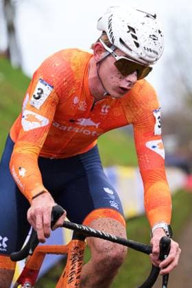 Dutch Tibor Del Grosso pictured in action during the men elite race at UCI Cyclocross World Championships, on Sunday 01 February 2026, in Hulst, The Netherlands. DAVIDxPINTENS  x160252052x