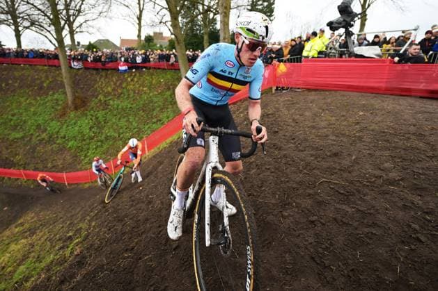 Belgian Joran Wyseure pictured in action during the men elite race at UCI Cyclocross World Championships, on Sunday 01 February 2026, in Hulst, The Netherlands. DAVIDxPINTENS  x160252162x