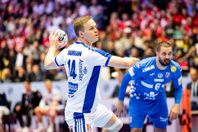HERNING, DENMARK - FEBRUARY 1: Omar Ingi Magnusson (Iceland, 14) in attack during the EHF EURO 2026 Placement match 3 4 between Iceland vs Croatia at Jyske Bank Boxen Arena on February 1, 2026 in Herning, Denmark. Midtjylland Denmark Copyright: xMarioxM.xKobergx