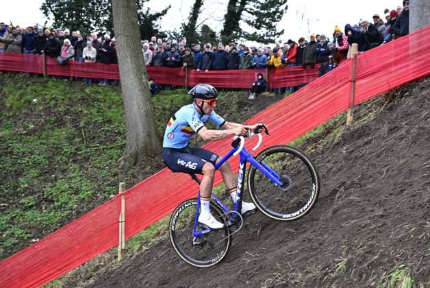 Belgian Thibau Nys pictured in action during the men elite race at UCI Cyclocross World Championships, on Sunday 01 February 2026, in Hulst, The Netherlands. ERICxLALMAND  x160253739x
