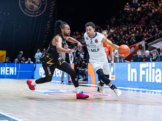 Kevin McClain MLP Academics Heidelberg, 03 in duel against Chip Flanigan Basketball Loewen Braunschweig, 30 Basketball Loewen Braunschweig vs MLP Academics Heidelberg, Basketball, easyCredit Basketball Bundesliga, Matchday 18, Season 2025 2026, 01 02 2026 Basketball Loewen Braunschweig vs MLP Academics Heidelberg, Basketball, easyCredit Basketball Bundesliga, Matchday 18, Season 2025 2026, 01 02 2026 Braunschweig Copyright: xEibner-Pressefoto DamianxKruczynx EP_DKI