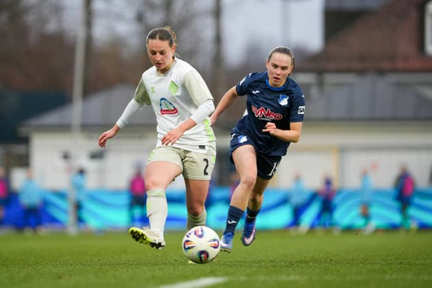 Soccer Google Pixel Women Bundesliga, Matchday 16, TSG Hoffenheim SV Werder Bremen on 01 02 2026 in Hoffenheim Dietmar Hopp Stadion , Germany, Season 2025 2026 DFB DFL REGULATIONS PROHIBIT ANY USE OF PHOTOGRAPHS as IMAGE SEQUENCES and or QUASI VIDEO D Angelo, Chiara Anna 2,SVW in duel with Steiner, Marie 19,TSG Hoffenheim Dietmar Hopp Stadion Germany Copyright: xChristophxKinzingerx