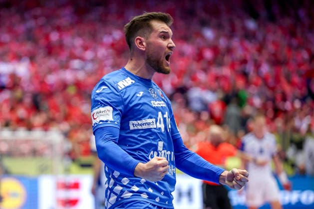 01 02 2026, Handball, Men s EHF EURO 2026, Iceland Croatia, Jyske Bank Boxing in Herning, Denmark, Placement Match 3 4 Tin Lucin Croatia 41 cheering Denmark