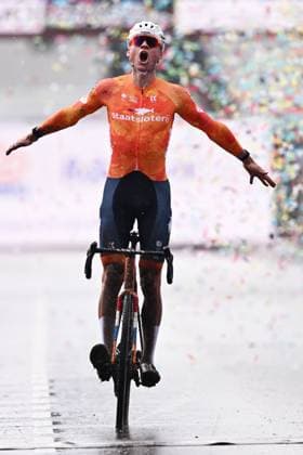 Dutch Mathieu van der Poel celebrates as he crosses the finish line to win for the eighth time the men elite race at UCI Cyclocross World Championships, on Sunday 01 February 2026, in Hulst, The Netherlands. DAVIDxPINTENS  x160260701x