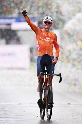 Dutch Mathieu van der Poel celebrates as he crosses the finish line to win for the eighth time the men elite race at UCI Cyclocross World Championships, on Sunday 01 February 2026, in Hulst, The Netherlands. DAVIDxPINTENS  x160260709x