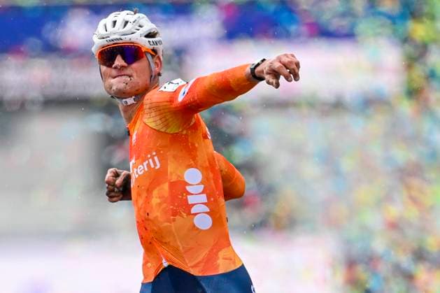 UCI World Championships 2026 Hulst HULST, THE NETHERLANDS - FEBRUARY 01 : Van Der Poel Mathieu (Ned) celebrating his victory during the 2026 UCI Cyclo-Cross World Championships for Men Elite on February 01, 2026 in Hulst, The Netherlands, 01 02 2026 Hulst The Netherlands  Copyright: xNicoxVereeckenx