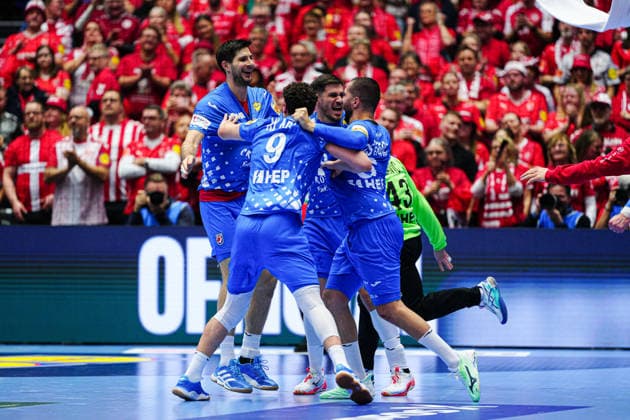 Croatia cheers after victory end of match DEN, Iceland vs Croatia, Handball, EHF European Championship 2026, Match for 3rd place, 01 02 2026 DEN, Iceland vs Croatia, Handball, EHF European Championship 2026, Match for 3rd place, 01 02 2026 Herning Copyright: xEibner-Pressefoto MarcelxvonxFehrnx EP_MFN