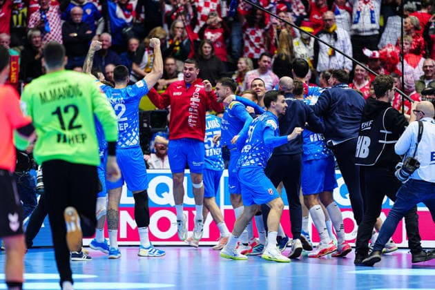 Croatia cheers after victory end of match DEN, Iceland vs Croatia, Handball, EHF European Championship 2026, Match for 3rd place, 01 02 2026 DEN, Iceland vs Croatia, Handball, EHF European Championship 2026, Match for 3rd place, 01 02 2026 Herning Copyright: xEibner-Pressefoto MarcelxvonxFehrnx EP_MFN