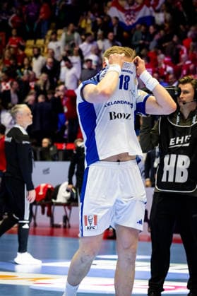 HERNING, DENMARK - FEBRUARY 1: Ellidi Vidarsson (Iceland, 18) after the game during the EHF EURO 2026 Placement match 3 4 between Iceland vs Croatia at Jyske Bank Boxen Arena on February 1, 2026 in Herning, Denmark. Midtjylland Denmark Copyright: xMarioxM.xKobergx