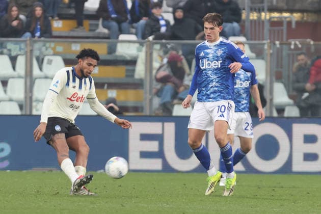 ComoÕs Atalanta s Ederson during the Serie A soccer match between Como and Atalanta at the Giuseppe Sinigaglia stadium in Como, north Italy - February 1, 2026 - Soccer.  Copyright: xAntonioxSaiai LaPressex
