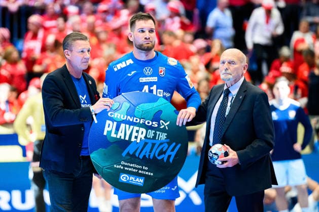 Herning: Handball EM 2026 - Spiel Platz 3 - Island - Kroatien Tin Lucin (Kroatien) Herning Jyske Bank Boxen Daenemark *** Herning Handball EM 2026 Match 3rd place Iceland Croatia Tin Lucin Croatia Herning Jyske Bank Boxing Denmark