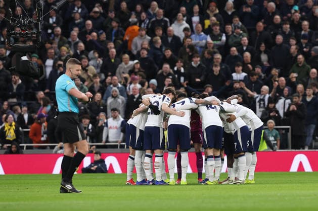 1st February 2026; Tottenham Hotspur Stadium, London, England; Premier League Football, Tottenham Hotspur versus Manchester City; Tottenham Hotspur players pre-match team huddle  KatiexChan Content restricted for UK based newspaper