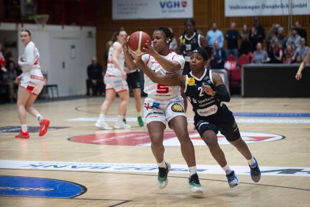 Basketball, Women, DBBL, GiroLive Panthers Osnabrück - TK Hannover Luchse