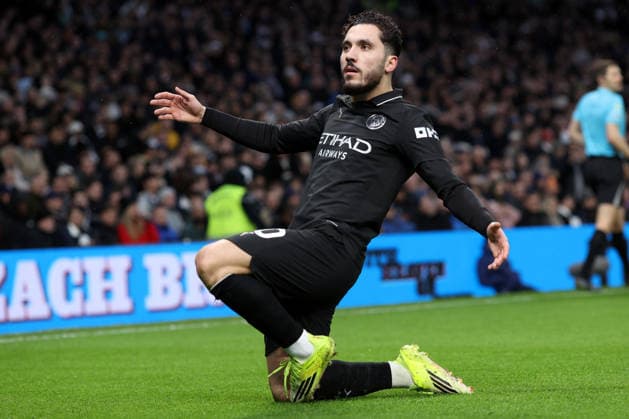Tottenham gegen Manchester City 01. Februar 2026, London Premier League Fußball Tottenham Hotspur gegen Manchester City Rayan Cherki von Manchester City jubelt nach seinem Führungstreffer Foto Charlotte Wilson Offside London UK  Copyright: xCharlottexWilsonx xOffsidexOffside
