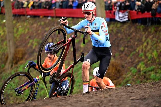 UCI World Championships 2026 Hulst HULST, THE NETHERLANDS - FEBRUARY 01 : Vanthourenhout Michael (BEL) in action during the 2026 UCI Cyclo-Cross World Championships for Men Elite on February 01, 2026 in Hulst, The Netherlands, 01 02 2026 Hulst The Netherlands  Copyright: xNicoxVereeckenx