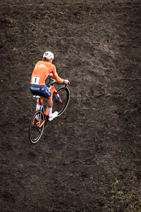 UCI World Championships 2026 Hulst HULST, THE NETHERLANDS - FEBRUARY 01 : Van Der Poel Mathieu (Ned) in action during the 2026 UCI Cyclo-Cross World Championships for Men Elite on February 01, 2026 in Hulst, The Netherlands, 01 02 2026 Hulst The Netherlands  Copyright: xNicoxVereeckenx