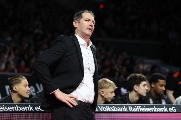 Ty Harrelson ratiopharm Ulm, Head Coach GER, FC Bayern Basketball vs ratiopharm Ulm, Basketball, easycredit Basketball Bundesliga, Matchday 18, Season 2025 2026, 01 02 2026, GER, FC Bayern Basketball vs ratiopharm Ulm, Basketball, easycredit Basketball Bundesliga, Matchday 18, Season 2025 2026, 01 02 2026 Muenchen Copyright: xEibner-Pressefoto JennixMaulx EP_JML