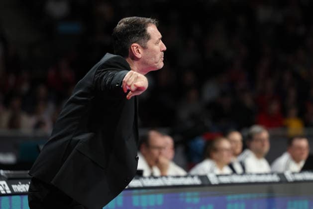 Ty Harrelson ratiopharm Ulm, Head Coach gestures, GER, FC Bayern Basketball vs ratiopharm Ulm, Basketball, easycredit Basketball Bundesliga, Matchday 18, Season 2025 2026, 01 02 2026, GER, FC Bayern Basketball vs ratiopharm Ulm, Basketball, easycredit Basketball Bundesliga, Matchday 18, Season 2025 2026, 01 02 2026 Muenchen Copyright: xEibner-Pressefoto JennixMaulx EP_JML