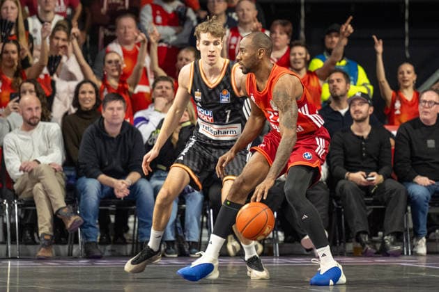 Tobias Jensen 7 Ratiopharm Ulm in duel with Isiaha Mike 22 FC Bayern Basketball , FC Bayern Basketball vs Ratiopharm Ulm, BBL, Matchday 18, 01 02 2026 Munich Bavaria Germany Copyright: xkolbert-press UlrichxGamelx