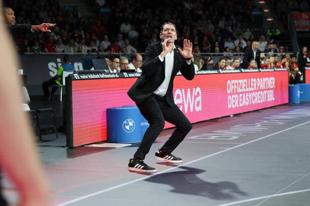 Ty Harrelson ratiopharm Ulm, Head Coach gestures, GER, FC Bayern Basketball vs ratiopharm Ulm, Basketball, easycredit Basketball Bundesliga, Matchday 18, Season 2025 2026, 01 02 2026, GER, FC Bayern Basketball vs ratiopharm Ulm, Basketball, easycredit Basketball Bundesliga, Matchday 18, Season 2025 2026, 01 02 2026 Muenchen Copyright: xEibner-Pressefoto JennixMaulx EP_JML