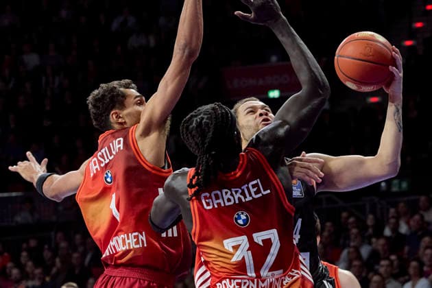 German Basketball Bundesliga BBL , FC Bayern Munich Basketball vs RATIOPHARM ULM, Munich FC Bayern Basketball, ulm ratiopharm, 2026 02 01 in Munich SAP Garden LEDLUM Christopher RATIOPHARM ULM Power Forward PF Nr4 ULM4 , GABRIEL Wenyen FC Bayern Basketball Center C Nr32 FCBB32 , DA SILVA Oscar FC Bayern Basketball Power Forward PF Nr1 FCBB1 sportworld Munich SAP Garden Bayern Germany