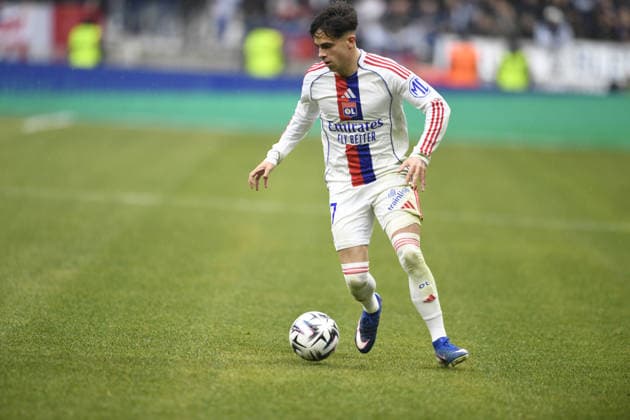 Football : Olympique Lyonnais v Lille LOSC - Ligue 1 - 01 02 2026 Afonso Moreira of Lyon during the French league 1 match between Olympique Lyonnais and Lille LOSC at Groupama Stadium Decines Charpieu Lyon France on February 01, 2026 LYONFrance  Copyright: xMouradxALLILIx