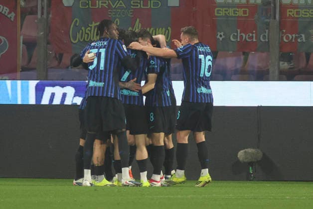 February 1, 2026, Cremona: Inter FC s Lautaro Martinez celebrates after scoring during the italian soccer,Serie A match between US Cremonese vs Internazionale FC on February 01, 2026 at the Giovanni Zini stadium in Cremona, Italy. ANSA Serie A: Cremonese-Inter  - ZUMAa110 20260201_zaf_a110_032 Copyright: xDavidexCasentinix