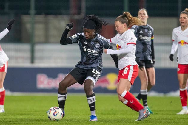 GER, Leipzig, Football, Google Pixel Womens Bundesliga, Matchday 16, RB Leipzig vs Eintracht Frankfurt in the picture from l Nicole Anyomi Eintracht Frankfurt 19 , Annabel Schasching RB Leipzig 16 , duel, 01 02 2025, RB Leipzig Training Academy Cottaweg Leipzig DFB REGULATIONS PROHIBIT ANY USE OF PHOTOGRAPHS AS IMAGE SEQUENCES AND OR QUASI VIDEO, Copyright: HMBxMedia PaulxFritz